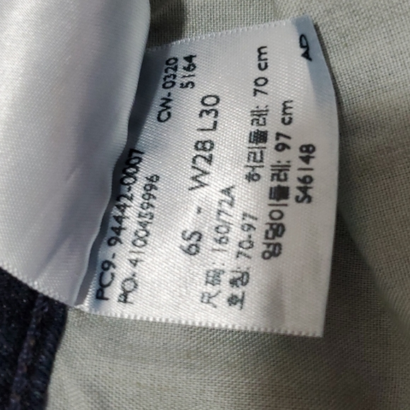 SIGNATURE LEVI STRAUSS GOLD MIDRISE STRAIGHT LEG JEANS ( 28x30) - Picture 5 of 7